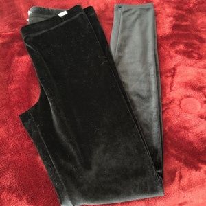 Black Velvet Vans Leggings